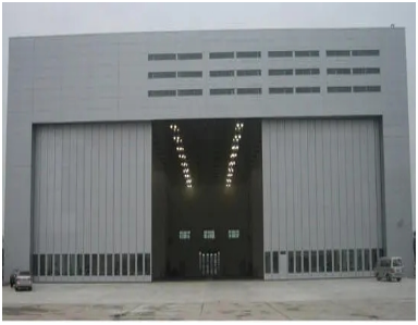 機庫門